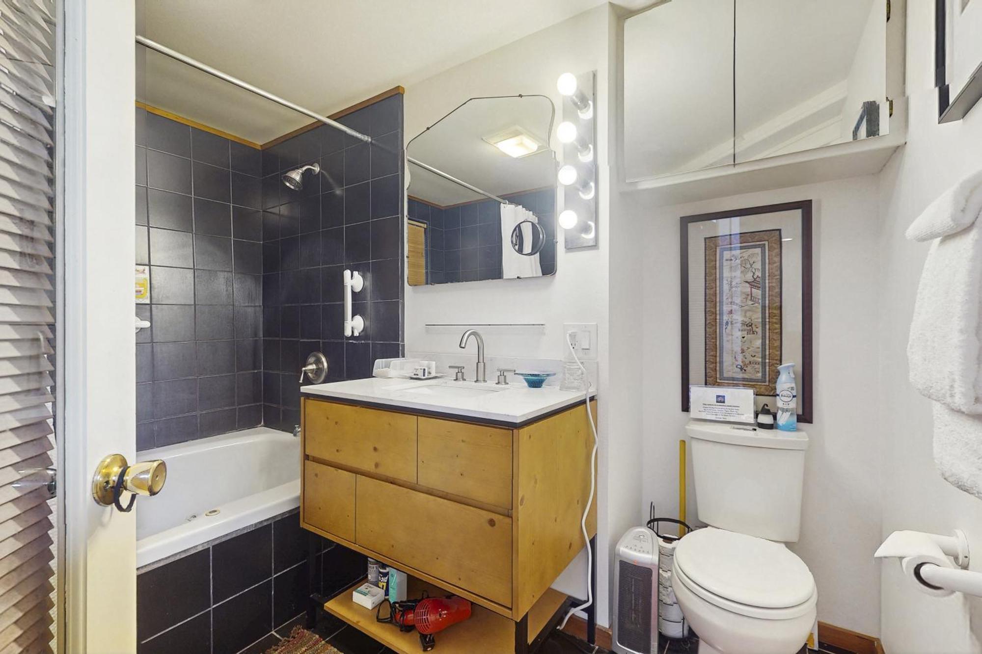 Tranquil Tides Cottage لانغلي المظهر الخارجي الصورة